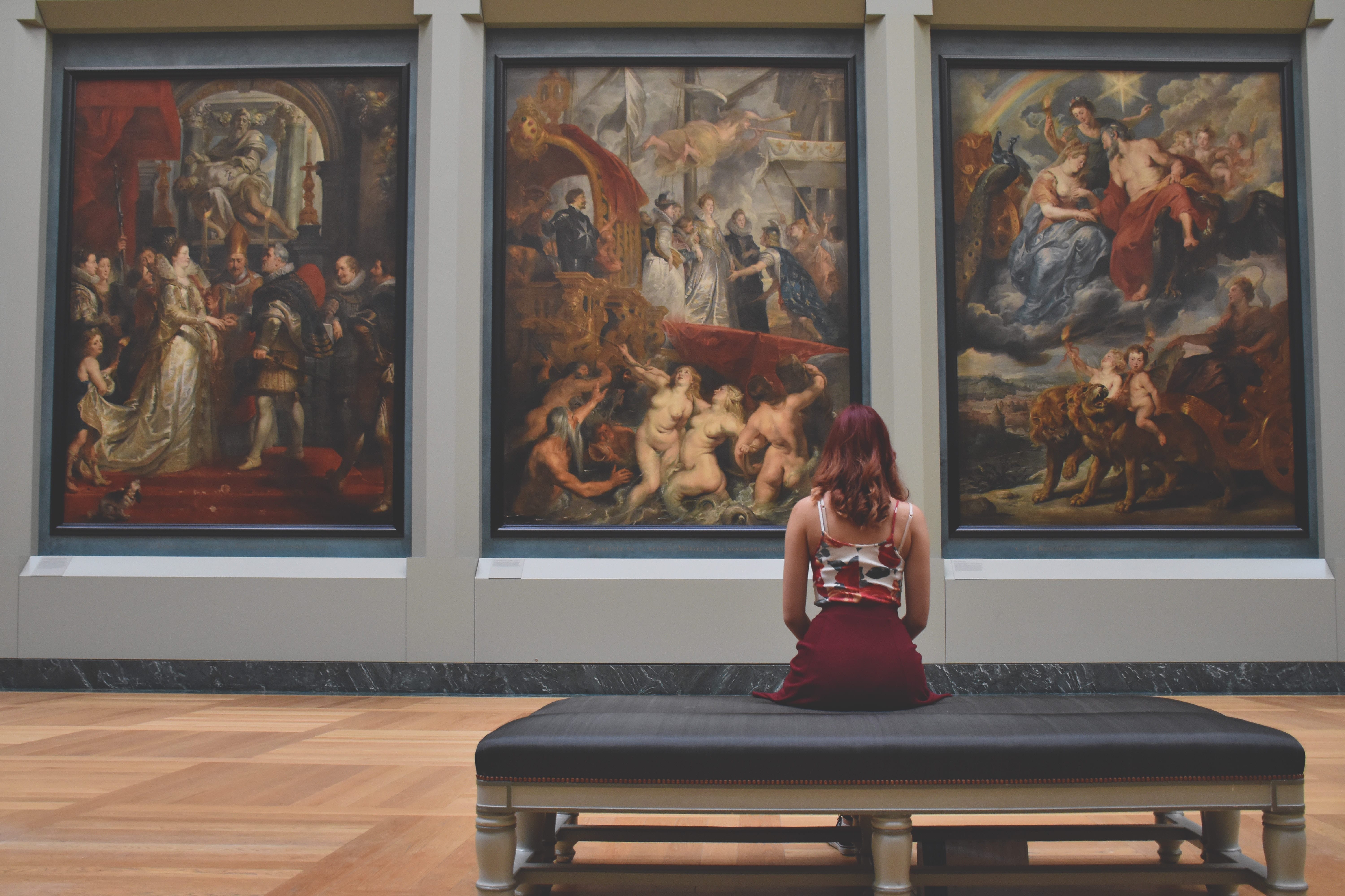 How To Start An Online Art Gallery Business