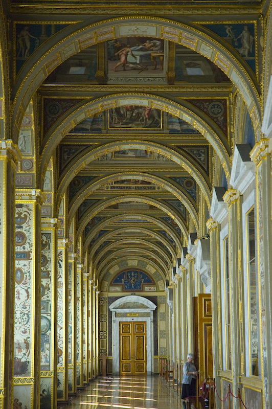 By john - originally posted to Flickr as hermitage hall, CC BY 2.0, https://commons.wikimedia.org/w/index.php?curid=6215606