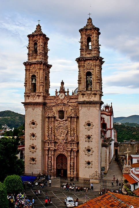 Templo de Santa Prisca. Imagen de De Felipe huerta hdez - Trabajo propio, CC BY-SA 3.0, https://commons.wikimedia.org/w/index.php?curid=28793578