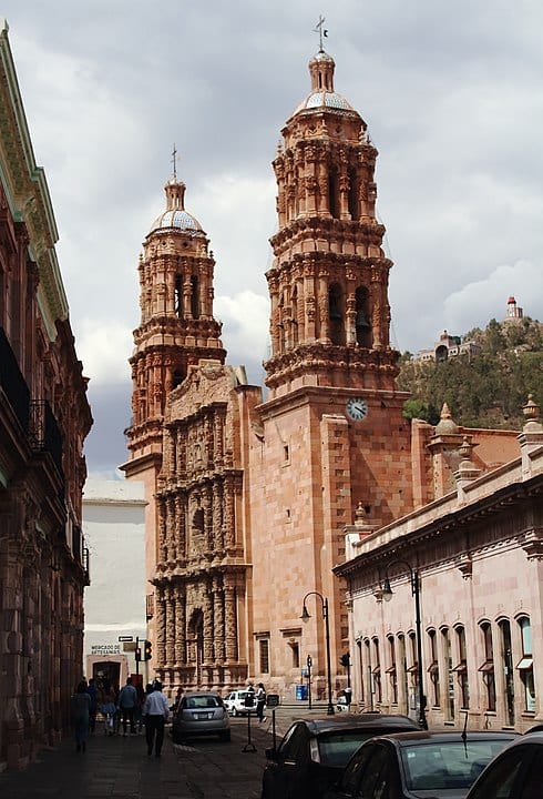 Catedral Basílica de la Asunción de María de Zacatecas. De Adrián Cerón - Trabajo propio, CC BY-SA 4.0, https://commons.wikimedia.org/w/index.php?curid=59905953